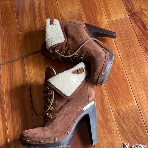 BCBG boots - Picture 2 of 5